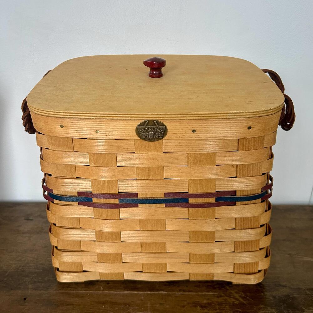 Vintage Peterboro Slanted Lidded Basket with Liner | Farmhouse Rustic Home Decor